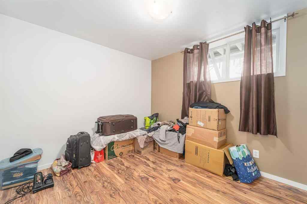 MLS® A2261598 - 1730 12 Avenue S in Agnes Davidson Lethbridge, Residential