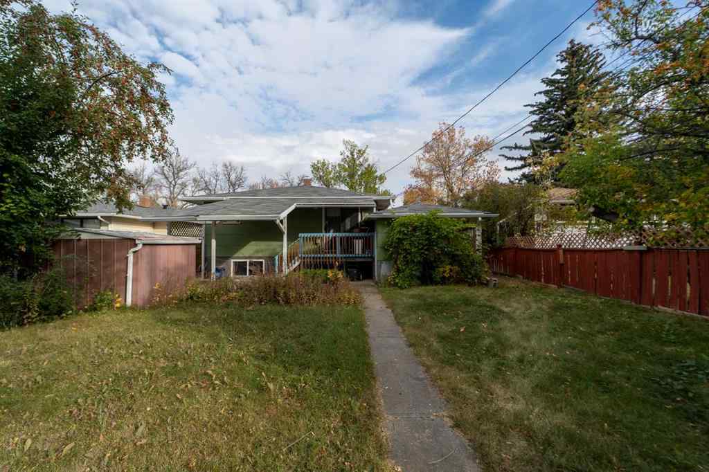 MLS® A2261598 - 1730 12 Avenue S in Agnes Davidson Lethbridge, Residential