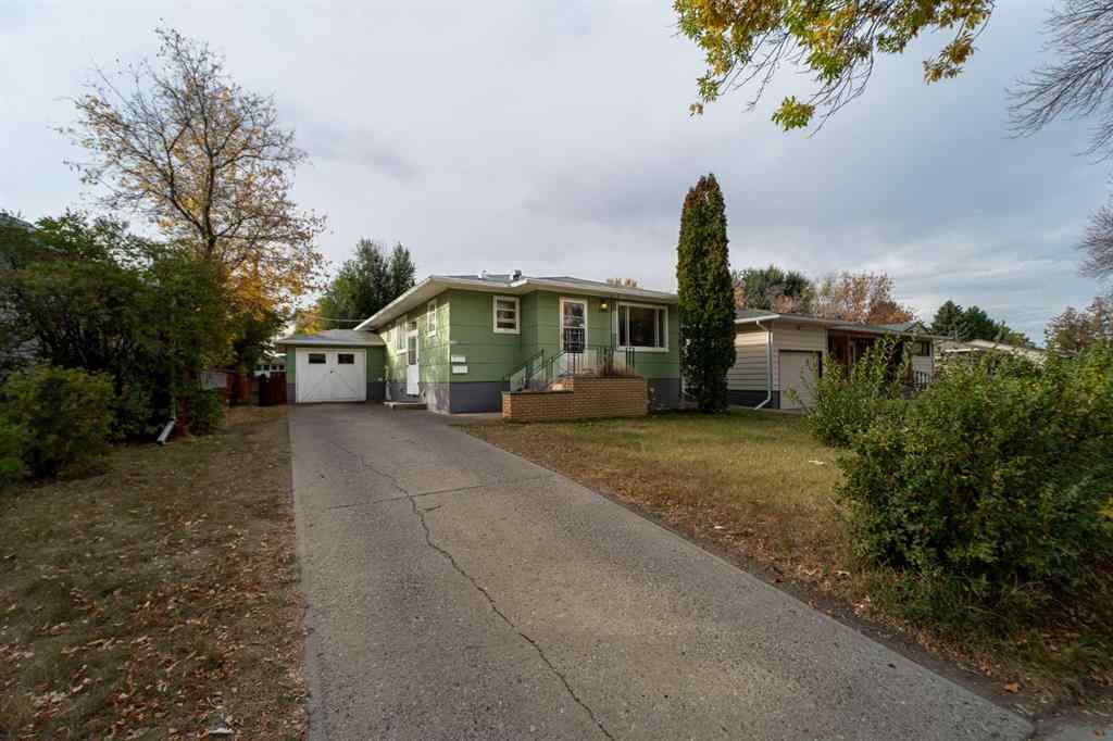 MLS® A2261598 - 1730 12 Avenue S in Agnes Davidson Lethbridge, Residential