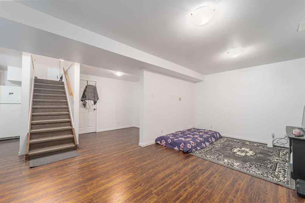 MLS® A2261598 - 1730 12 Avenue S in Agnes Davidson Lethbridge, Residential