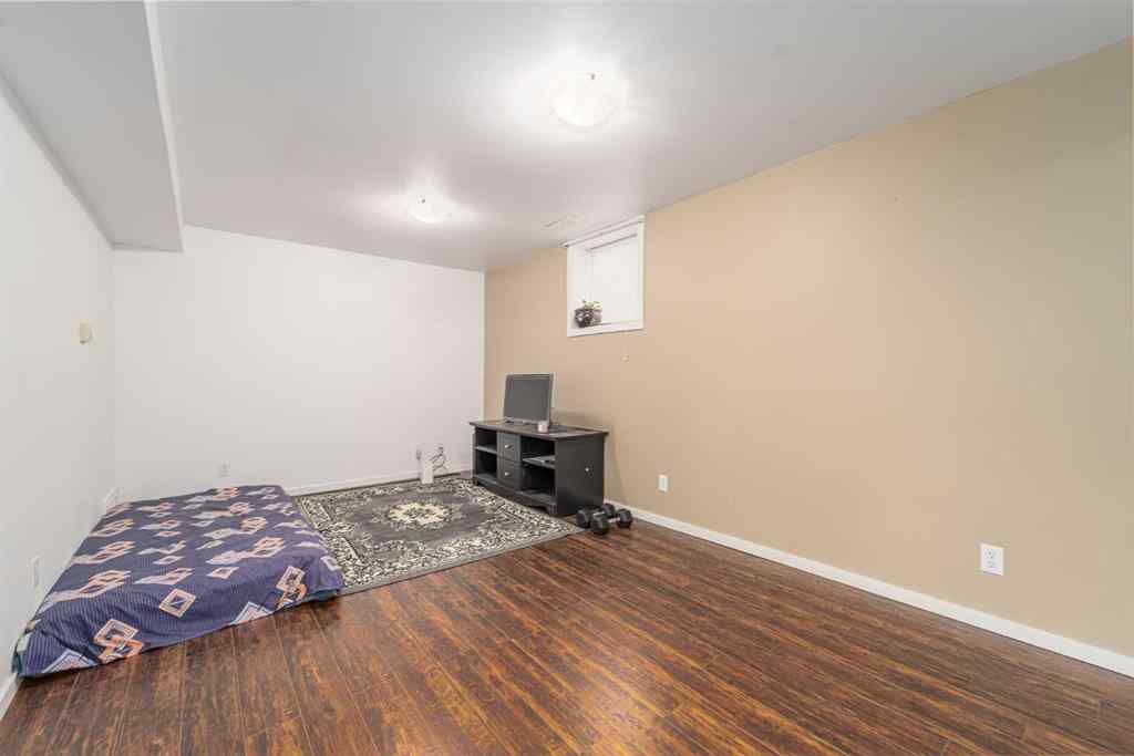 MLS® A2261598 - 1730 12 Avenue S in Agnes Davidson Lethbridge, Residential