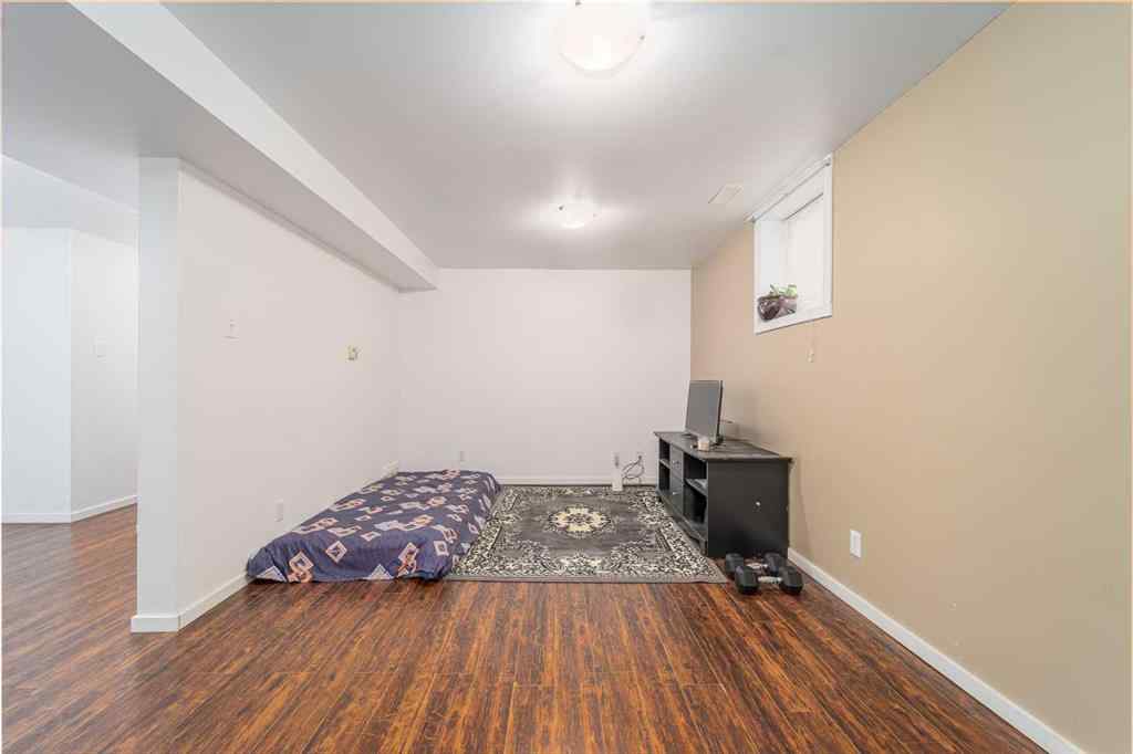 MLS® A2261598 - 1730 12 Avenue S in Agnes Davidson Lethbridge, Residential