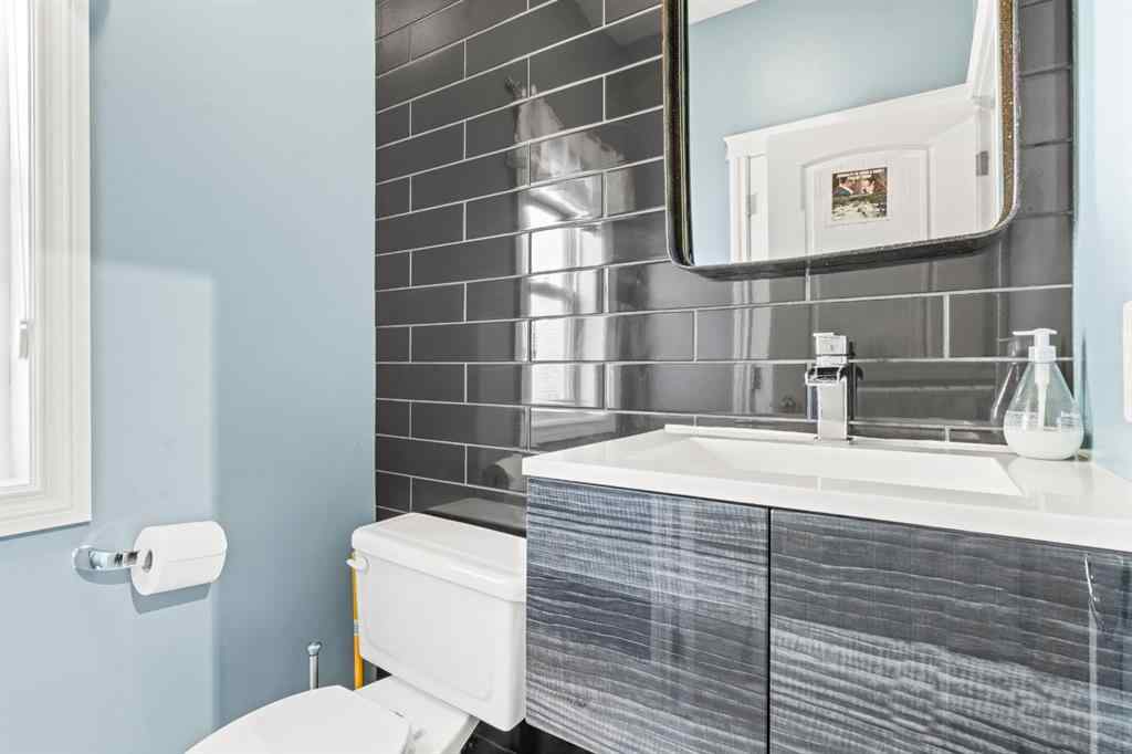 MLS® A2261600 - 518 High Park Court  in Highwood Lake High River, Residential