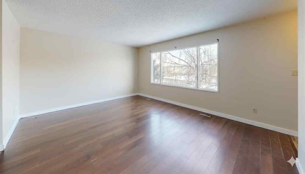 MLS® A2261601 - 9431 123 Avenue  in Crystal Ridge Grande Prairie, Residential