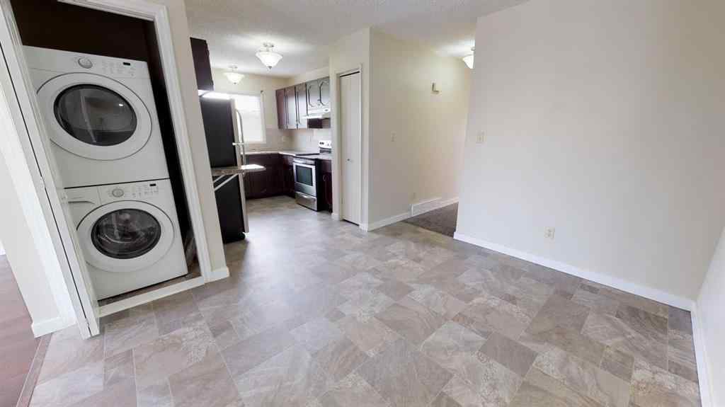 MLS® A2261601 - 9431 123 Avenue  in Crystal Ridge Grande Prairie, Residential