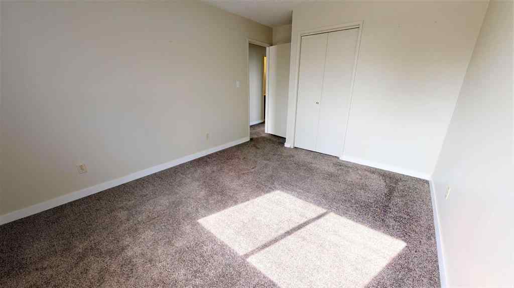 MLS® A2261601 - 9431 123 Avenue  in Crystal Ridge Grande Prairie, Residential