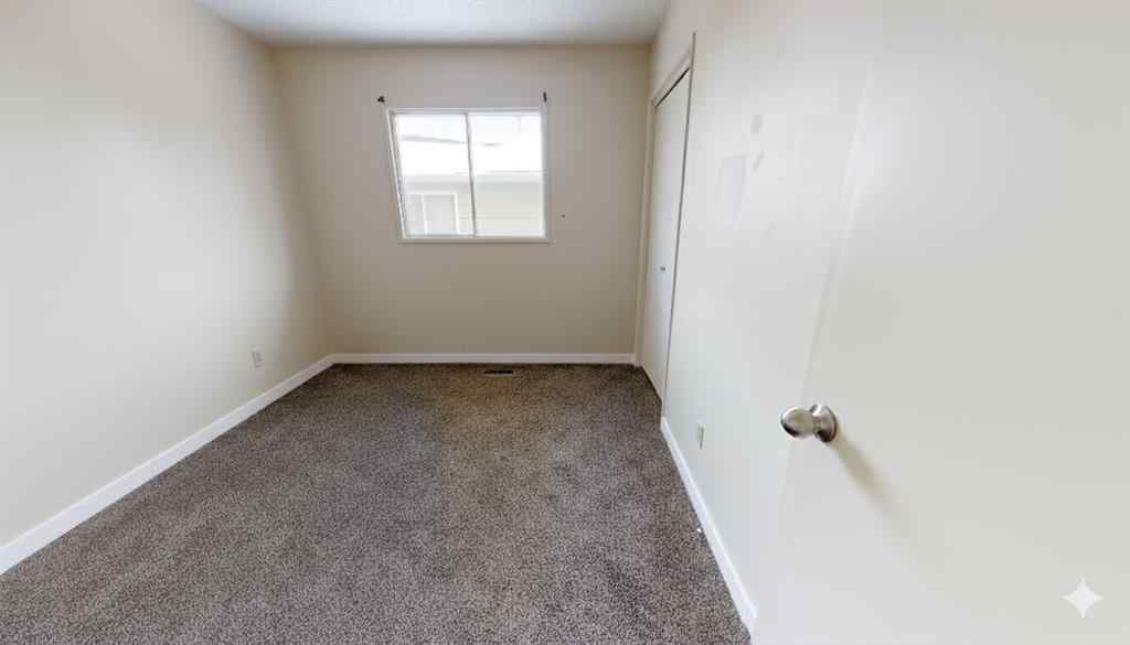 MLS® A2261601 - 9431 123 Avenue  in Crystal Ridge Grande Prairie, Residential