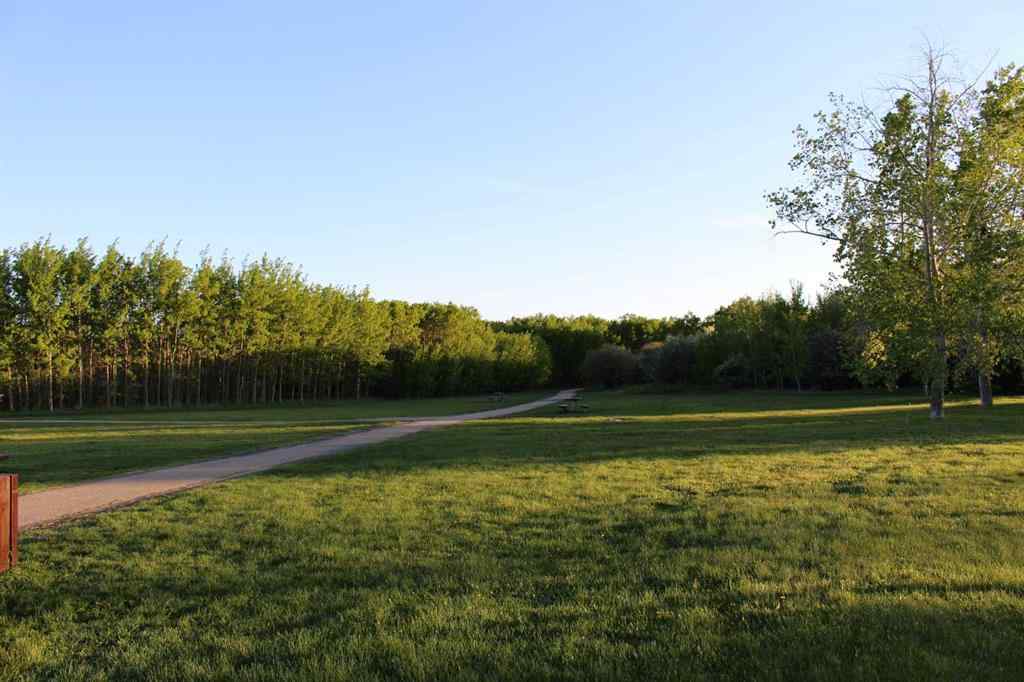 MLS® A2261601 - 9431 123 Avenue  in Crystal Ridge Grande Prairie, Residential