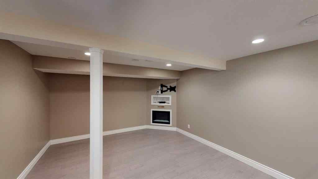 MLS® A2261601 - 9431 123 Avenue  in Crystal Ridge Grande Prairie, Residential