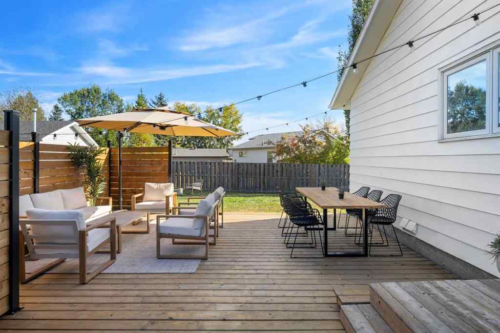 MLS® A2261610 - 11 Deerfield Circle SE in Deer Ridge Calgary, Residential