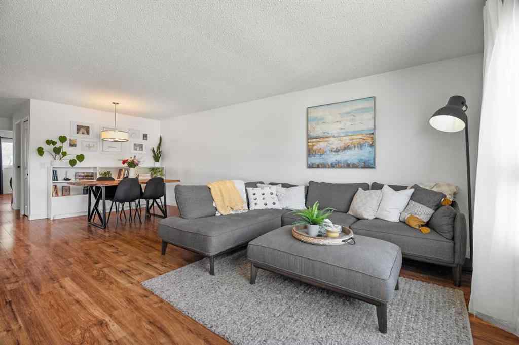 MLS® A2261610 - 11 Deerfield Circle SE in Deer Ridge Calgary, Residential