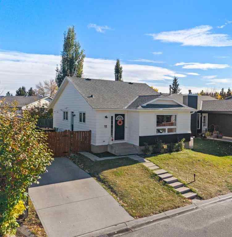 MLS® A2261610 - 11 Deerfield Circle SE in Deer Ridge Calgary, Residential