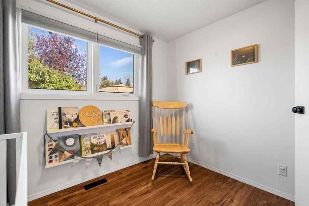 MLS® A2261610 - 11 Deerfield Circle SE in Deer Ridge Calgary, Residential