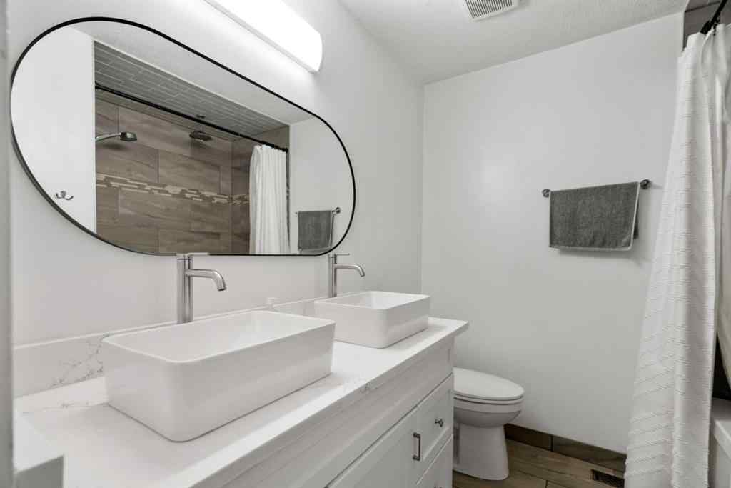 MLS® A2261610 - 11 Deerfield Circle SE in Deer Ridge Calgary, Residential