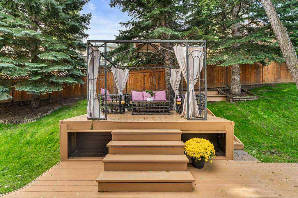 MLS® A2261614 - 113 Straddock Terrace SW in Strathcona Park Calgary, Residential