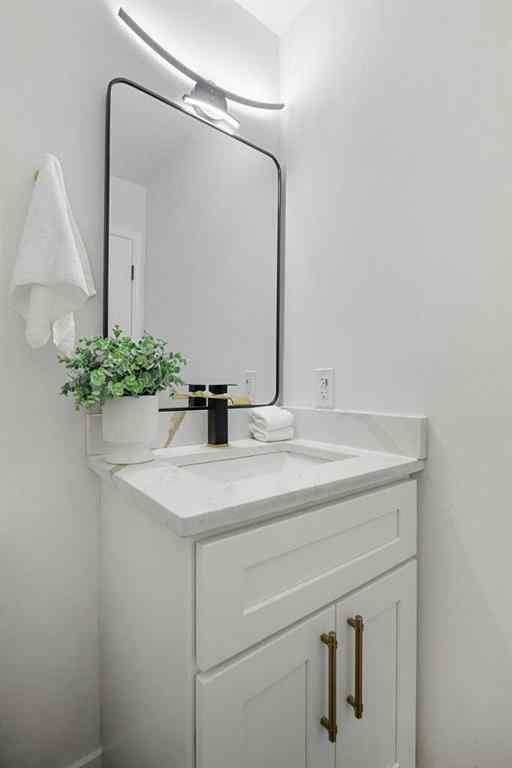 MLS® A2261614 - 113 Straddock Terrace SW in Strathcona Park Calgary, Residential