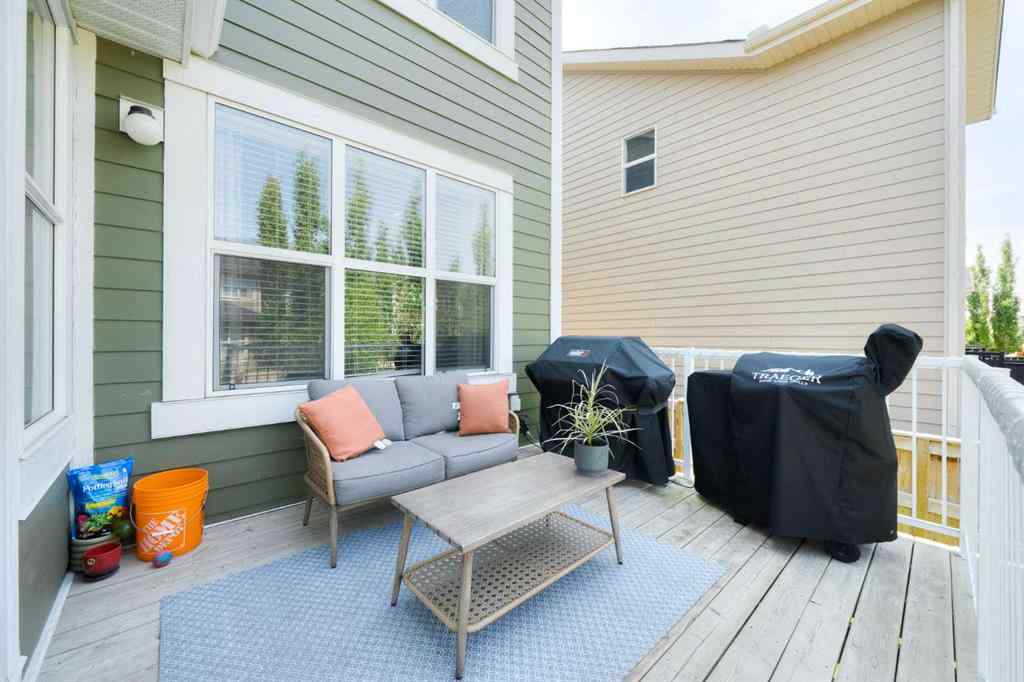 MLS® A2261620 - 49 Sunset Manor  in Sunset Ridge Cochrane, Residential