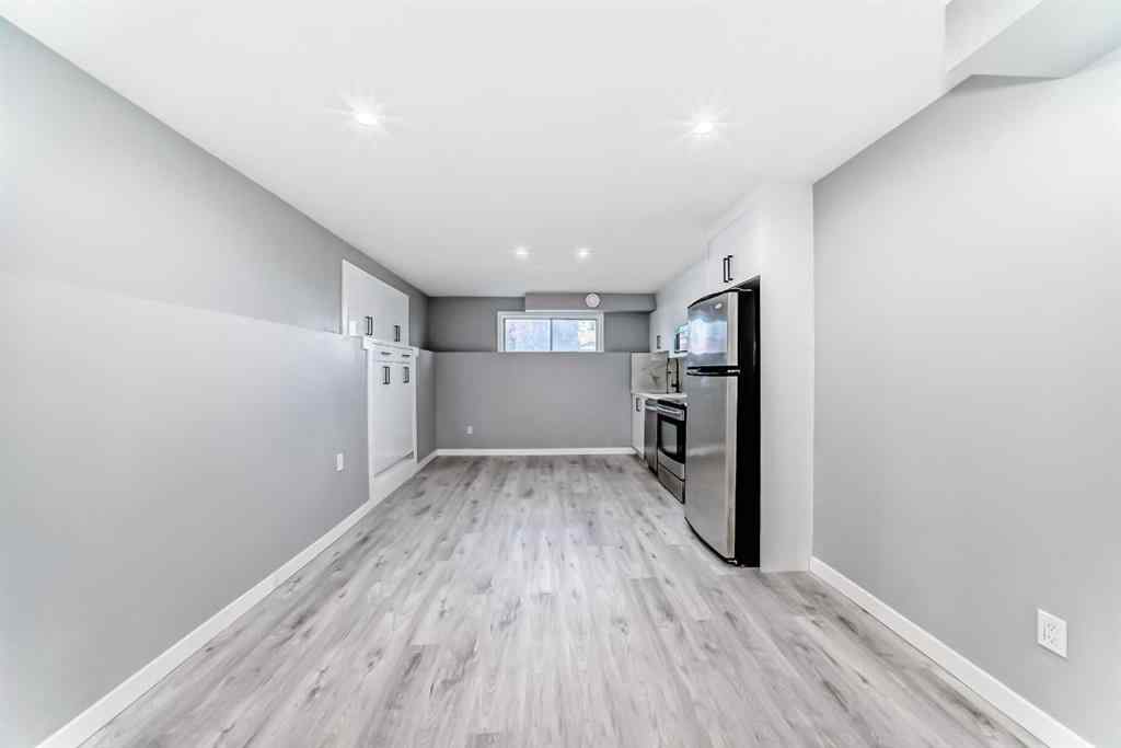 MLS® A2261623 - 77 Shawfield Way SW in Shawnessy Calgary, Residential