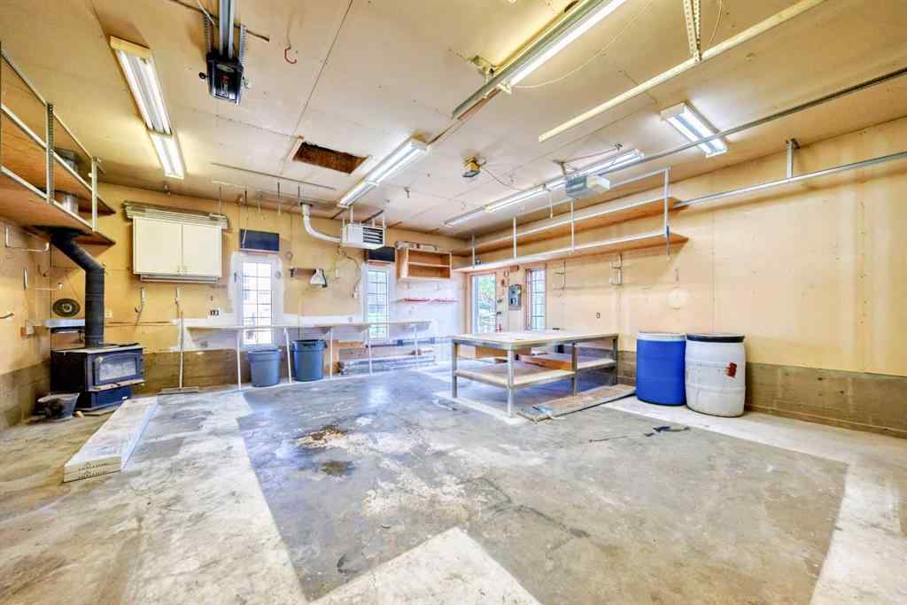 MLS® A2261623 - 77 Shawfield Way SW in Shawnessy Calgary, Residential