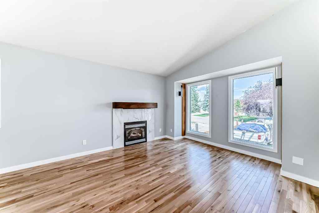 MLS® A2261623 - 77 Shawfield Way SW in Shawnessy Calgary, Residential