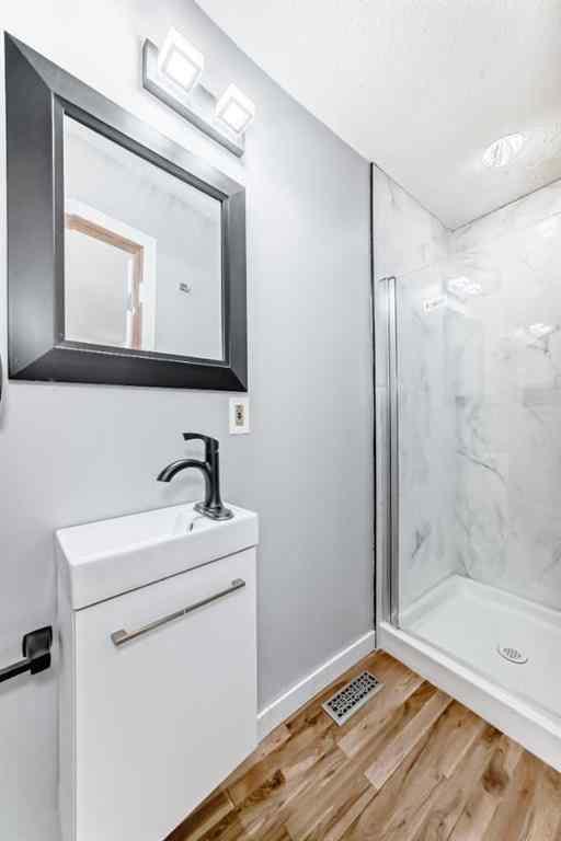 MLS® A2261623 - 77 Shawfield Way SW in Shawnessy Calgary, Residential