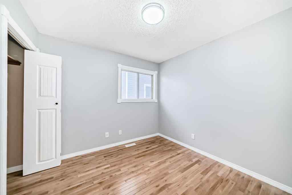 MLS® A2261623 - 77 Shawfield Way SW in Shawnessy Calgary, Residential