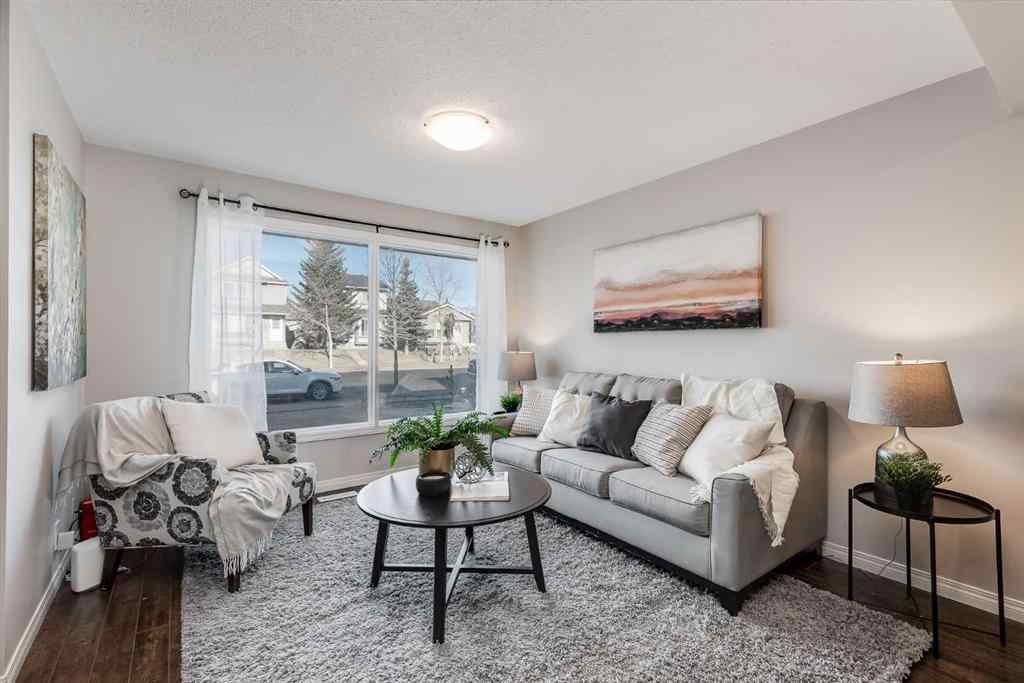 MLS® A2261626 - 292 Falton Drive NE in Falconridge Calgary, Residential