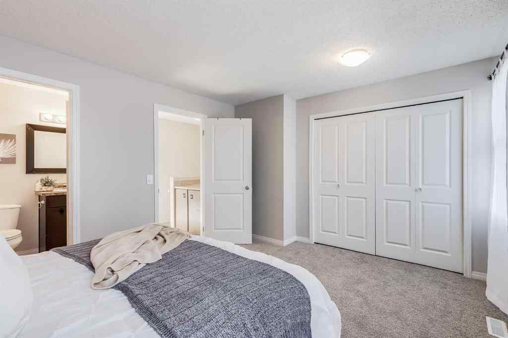 MLS® A2261626 - 292 Falton Drive NE in Falconridge Calgary, Residential