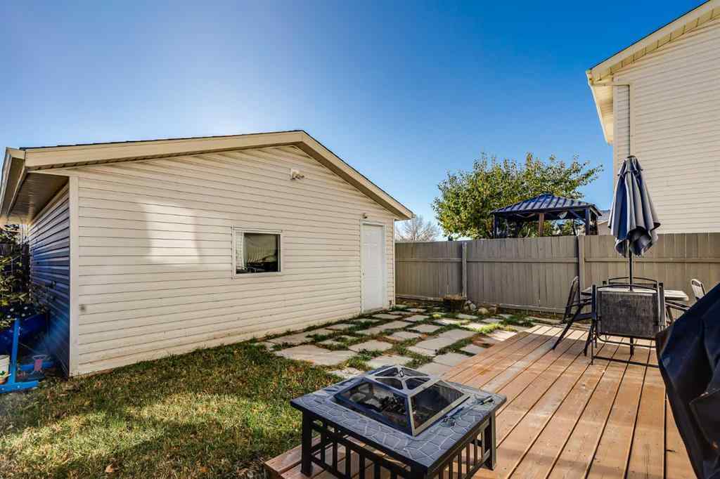 MLS® A2261626 - 292 Falton Drive NE in Falconridge Calgary, Residential