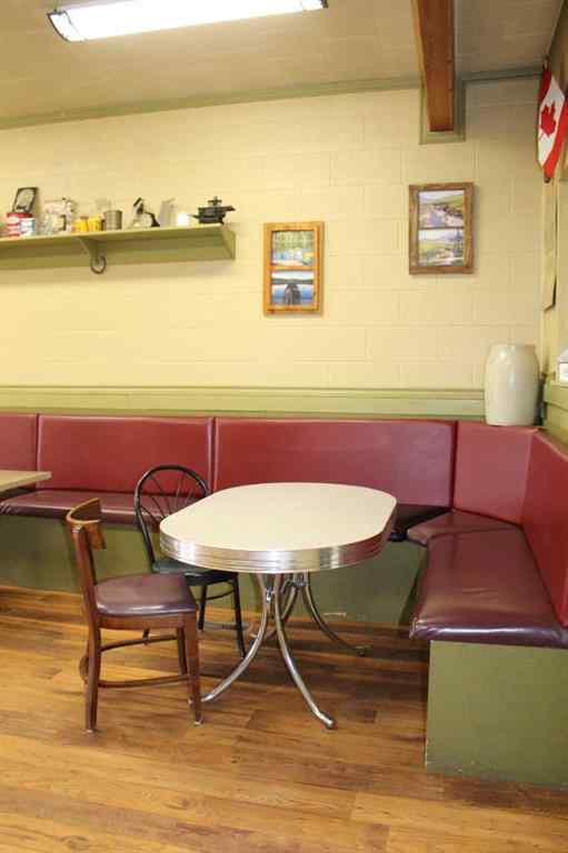 MLS® A2261629 - 114 4th Avenue SW in NONE Manning, Commercial