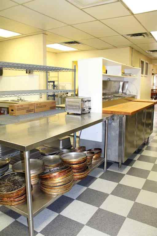 MLS® A2261629 - 114 4th Avenue SW in NONE Manning, Commercial