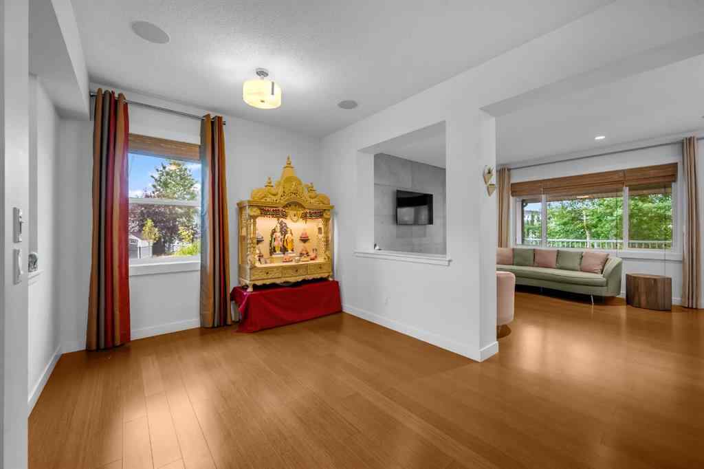 MLS® A2261633 - 233 Cranarch Common SE in Cranston Calgary, Residential