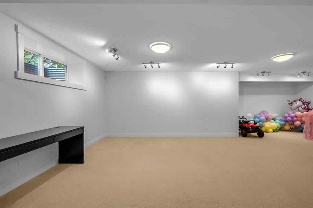 MLS® A2261633 - 233 Cranarch Common SE in Cranston Calgary, Residential