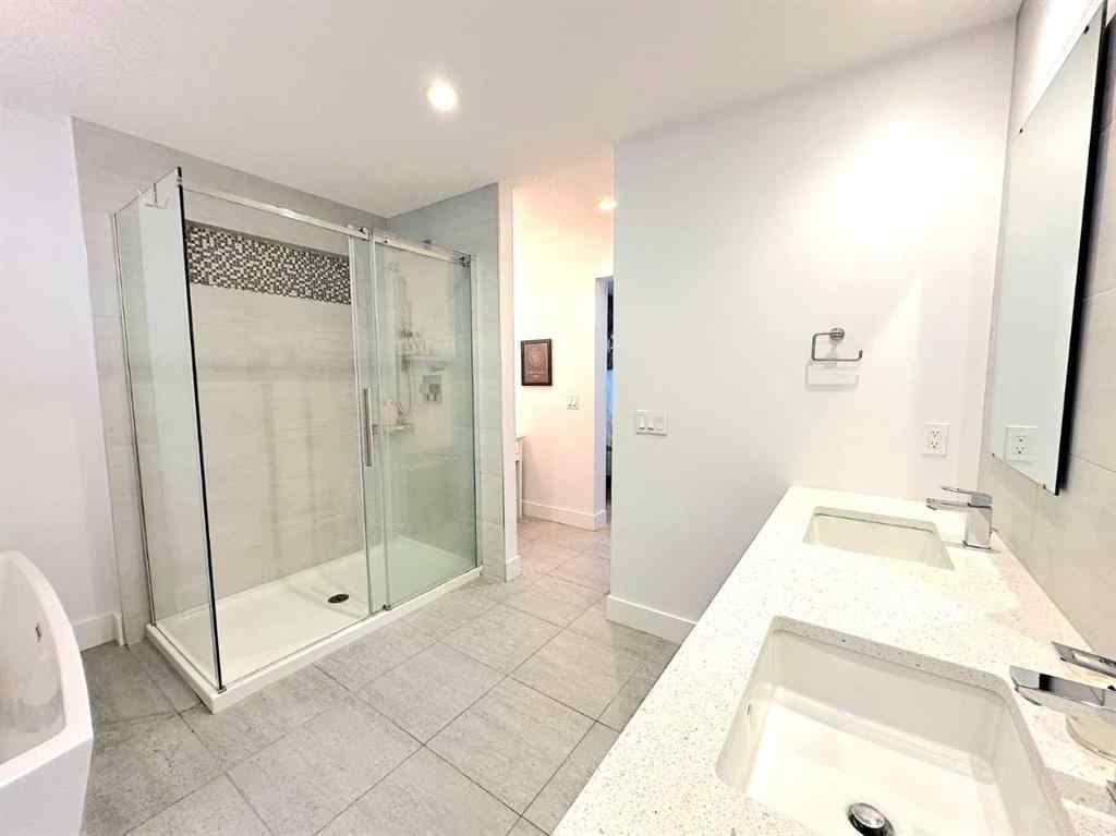 MLS® A2261636 - 139 Wildwood Drive SW in Wildwood Calgary, Residential