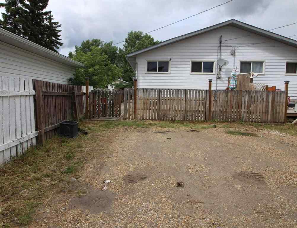 MLS&reg; # A2261638 - Unit #A & B 9507 104 Avenue  in Hillside Grande Prairie, Residential Open Houses