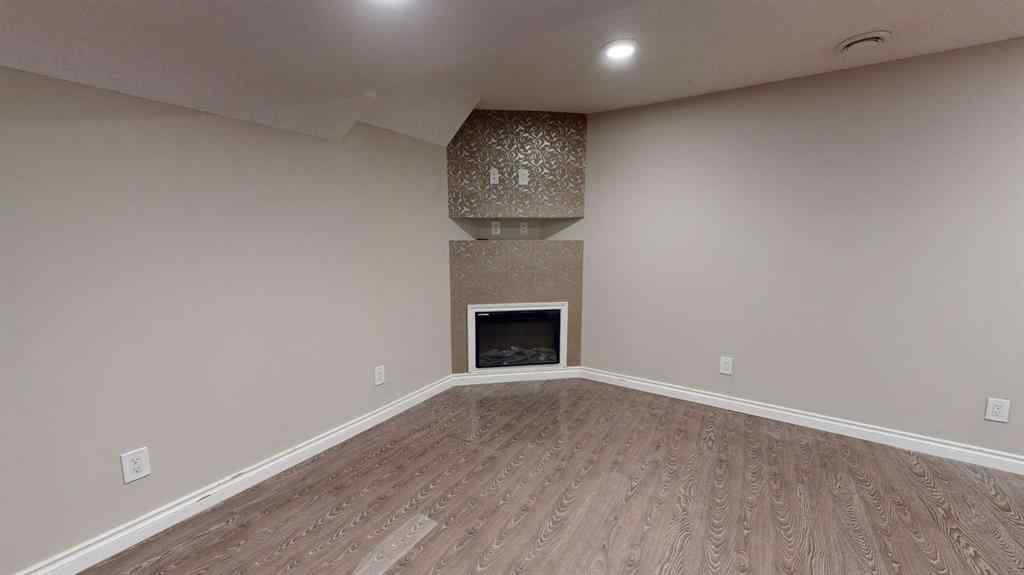 MLS&reg; # A2261638 - Unit #A & B 9507 104 Avenue  in Hillside Grande Prairie, Residential Open Houses