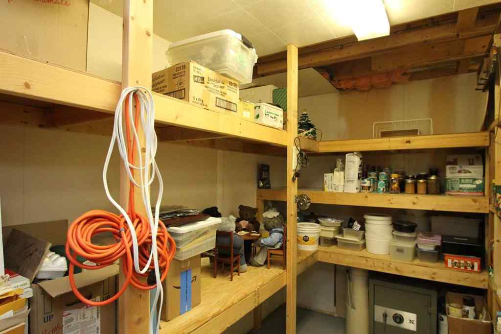 MLS® A2261639 - 4313 46A Avenue  in Parkvale Red Deer, Residential