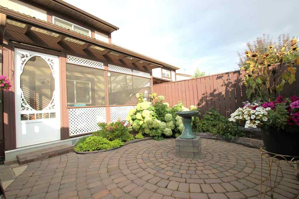 MLS® A2261639 - 4313 46A Avenue  in Parkvale Red Deer, Residential