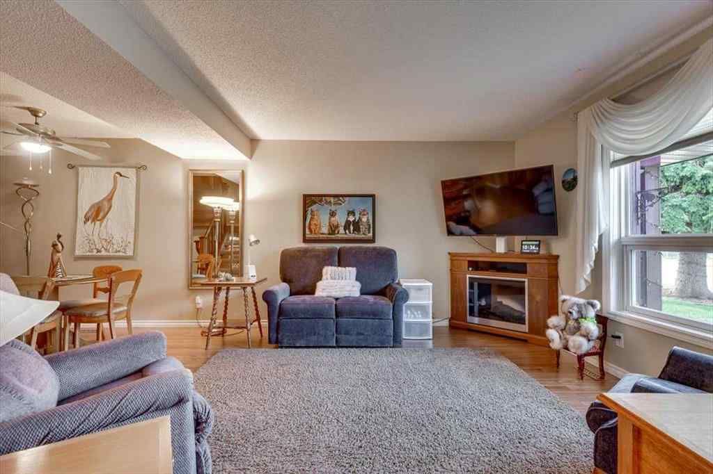 MLS® A2261639 - 4313 46A Avenue  in Parkvale Red Deer, Residential