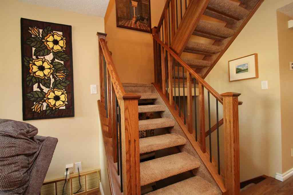 MLS® A2261639 - 4313 46A Avenue  in Parkvale Red Deer, Residential