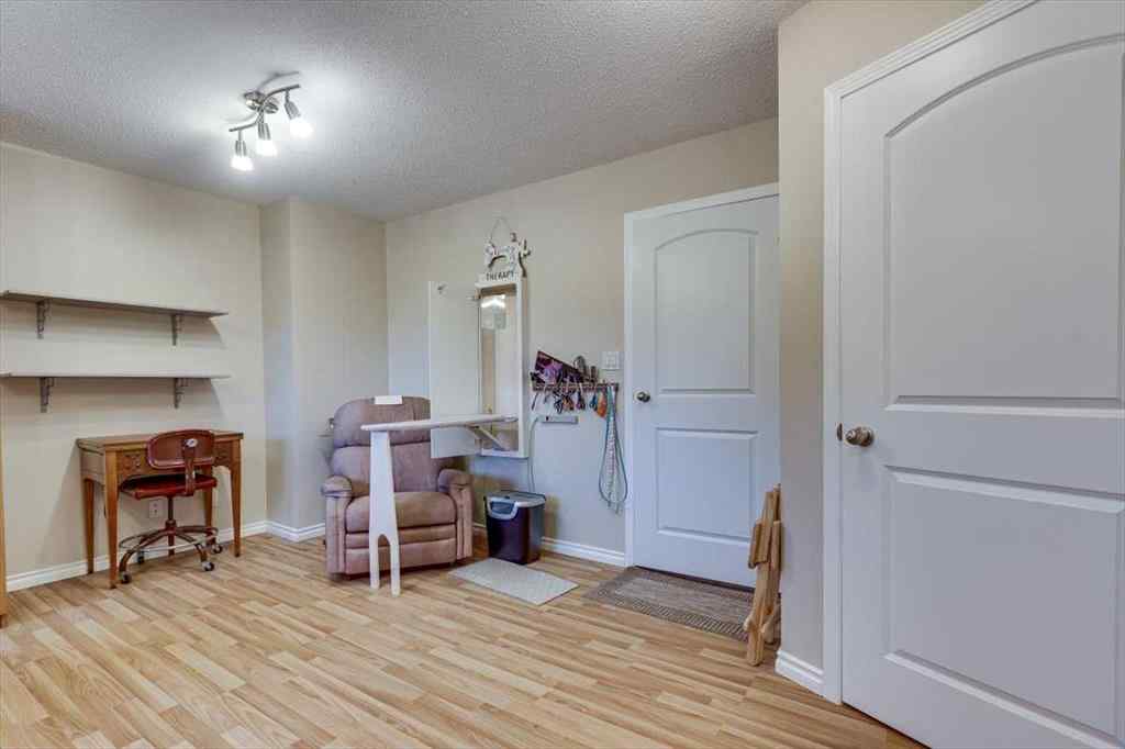 MLS® A2261639 - 4313 46A Avenue  in Parkvale Red Deer, Residential