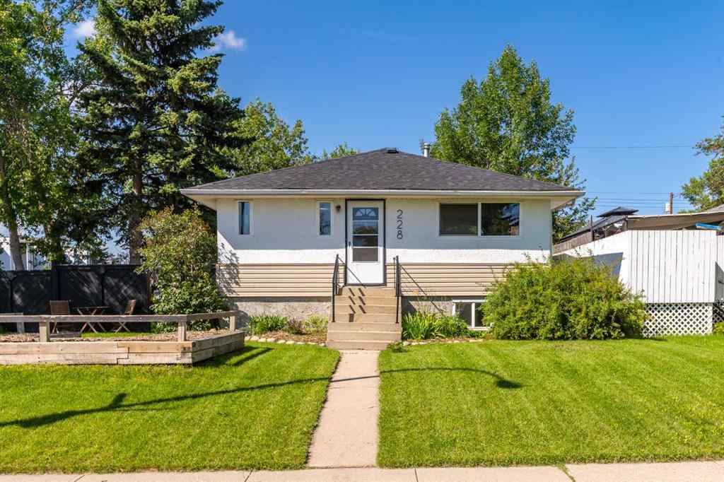 MLS® A2261641 - 228 Lynnwood Drive SE in Ogden Calgary, Residential