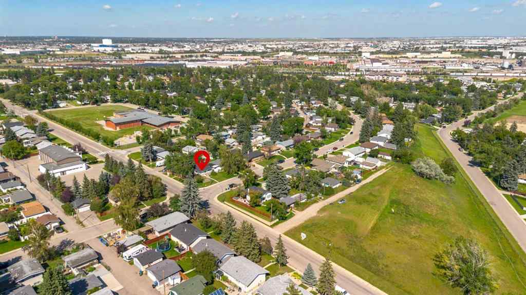 MLS® A2261641 - 228 Lynnwood Drive SE in Ogden Calgary, Residential