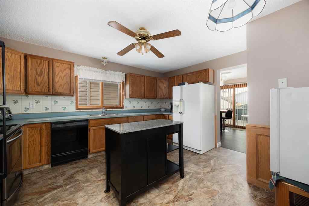 MLS® A2261646 - 160 Beaton Place  in Timberlea Fort McMurray, Residential