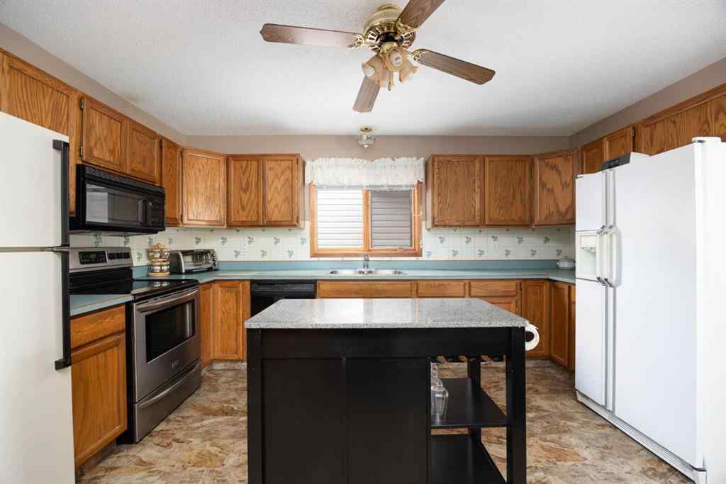 MLS® A2261646 - 160 Beaton Place  in Timberlea Fort McMurray, Residential