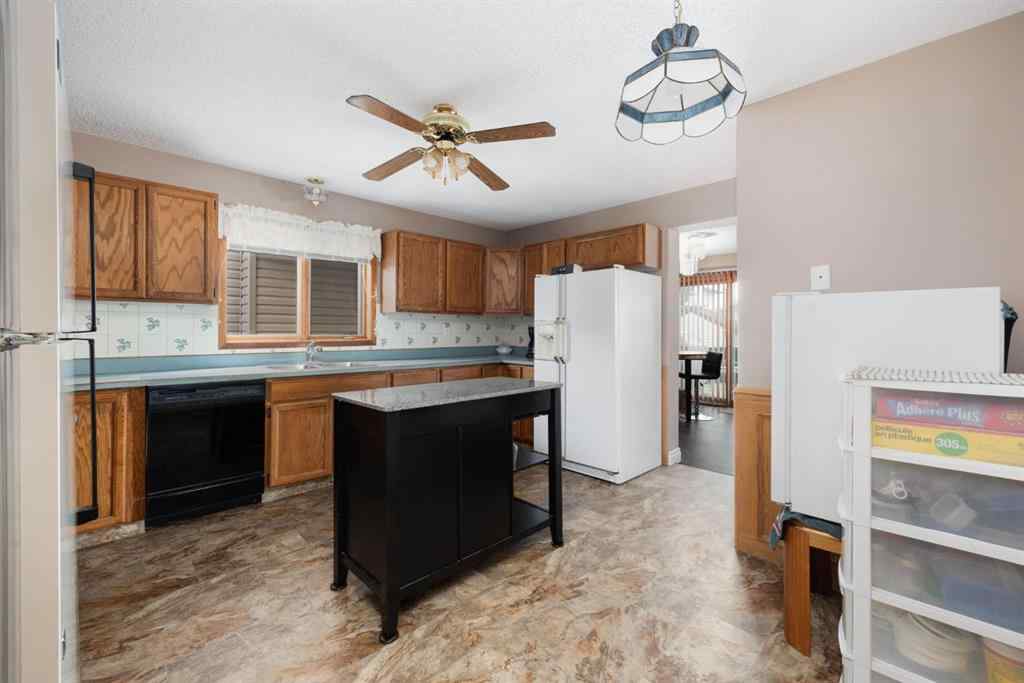 MLS® A2261646 - 160 Beaton Place  in Timberlea Fort McMurray, Residential