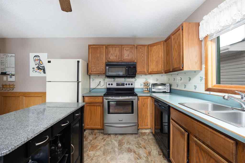 MLS® A2261646 - 160 Beaton Place  in Timberlea Fort McMurray, Residential