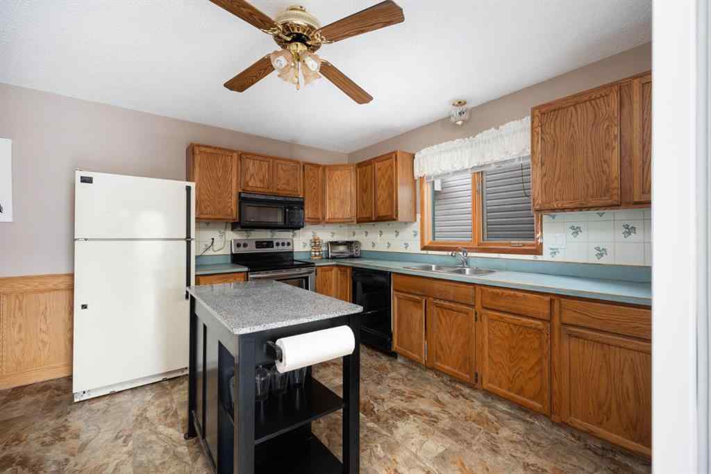 MLS® A2261646 - 160 Beaton Place  in Timberlea Fort McMurray, Residential