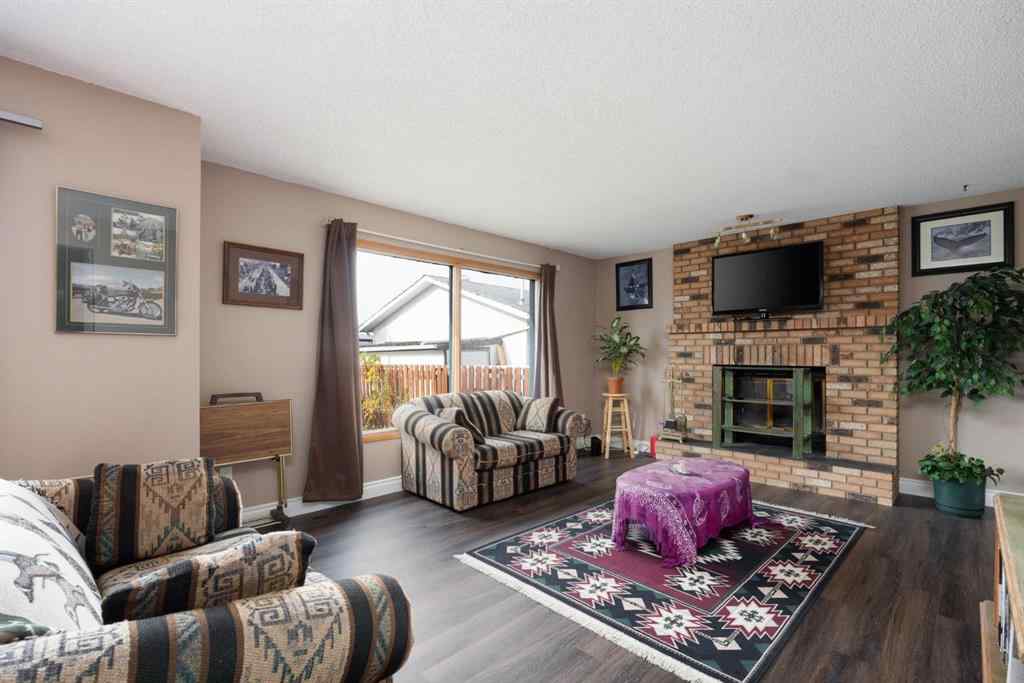 MLS® A2261646 - 160 Beaton Place  in Timberlea Fort McMurray, Residential