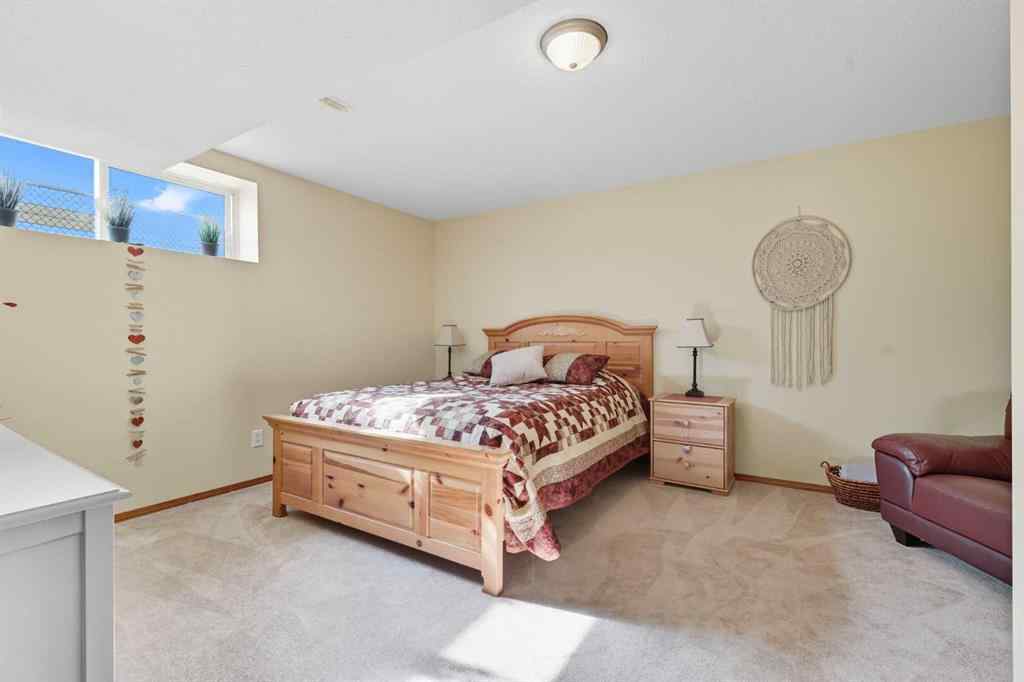 MLS® A2261650 - 79 Hillcrest Boulevard  in Hillview Estates Strathmore, Residential